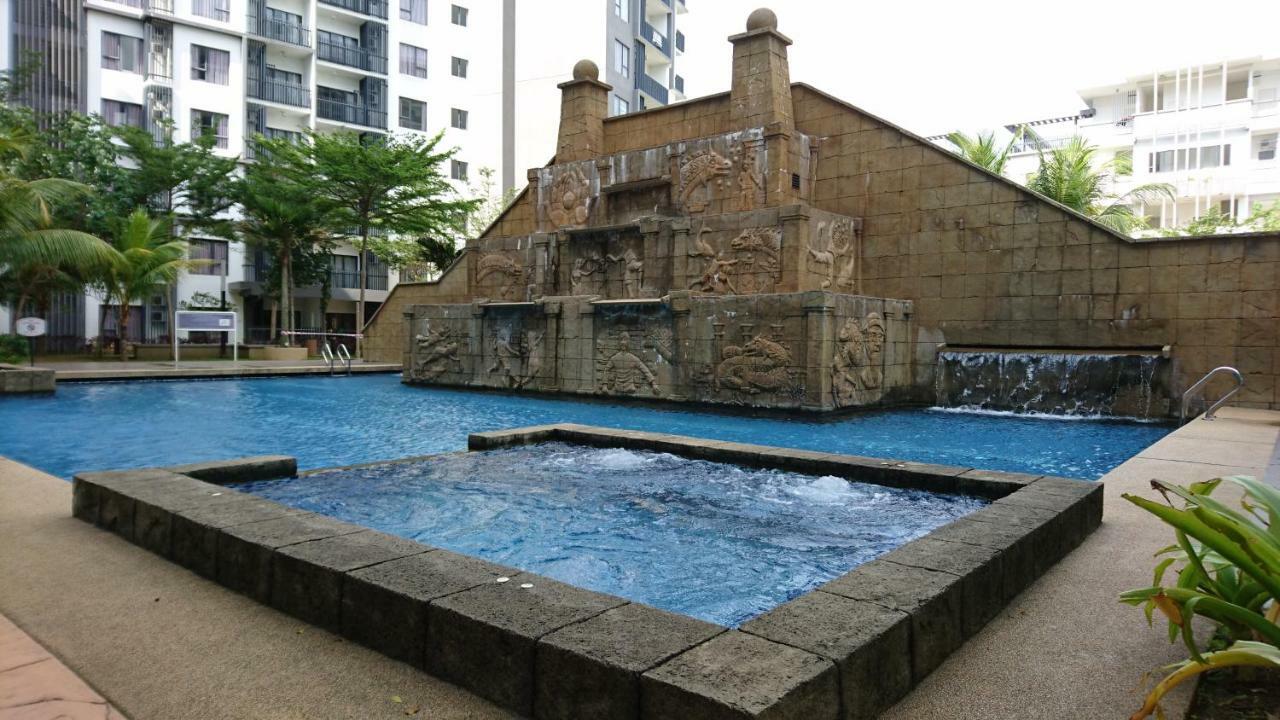 Cozy Swiss Garden Beach Resort Residence Kampung Sungai Karang Luaran gambar